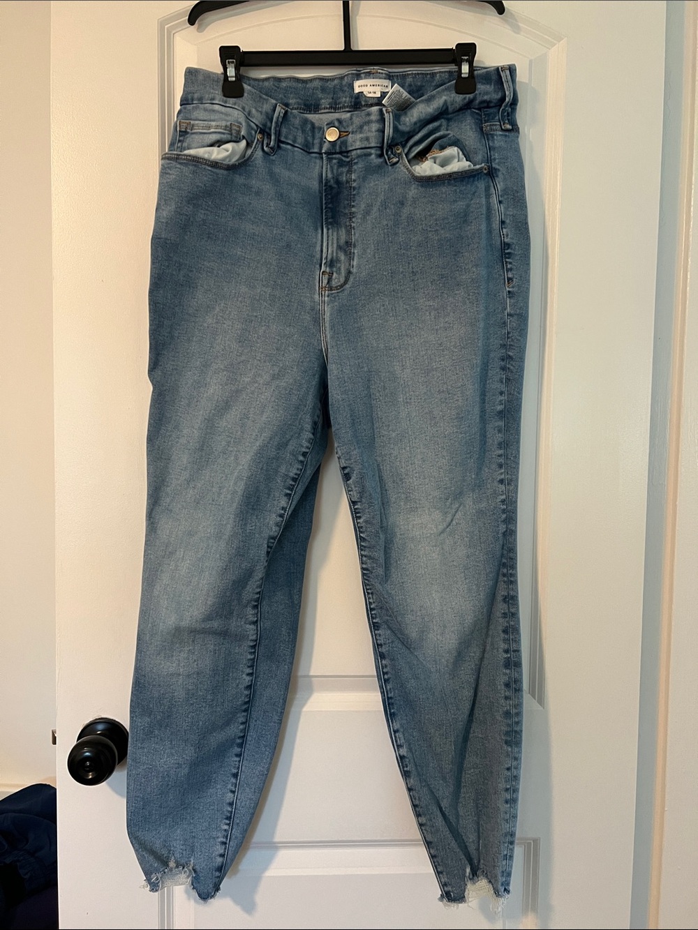 Good American Light Blue High-Waist Cropped Jeans (size 14-18)